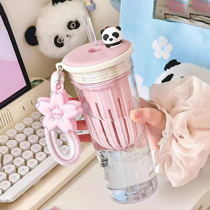 Coffee Equipment Gift - 650ml Kawaii น้ําขวดกรองน่ารักซากุระและ PANDA Tritan กีฬากาแฟชาถ้วยน้ําผลไม้