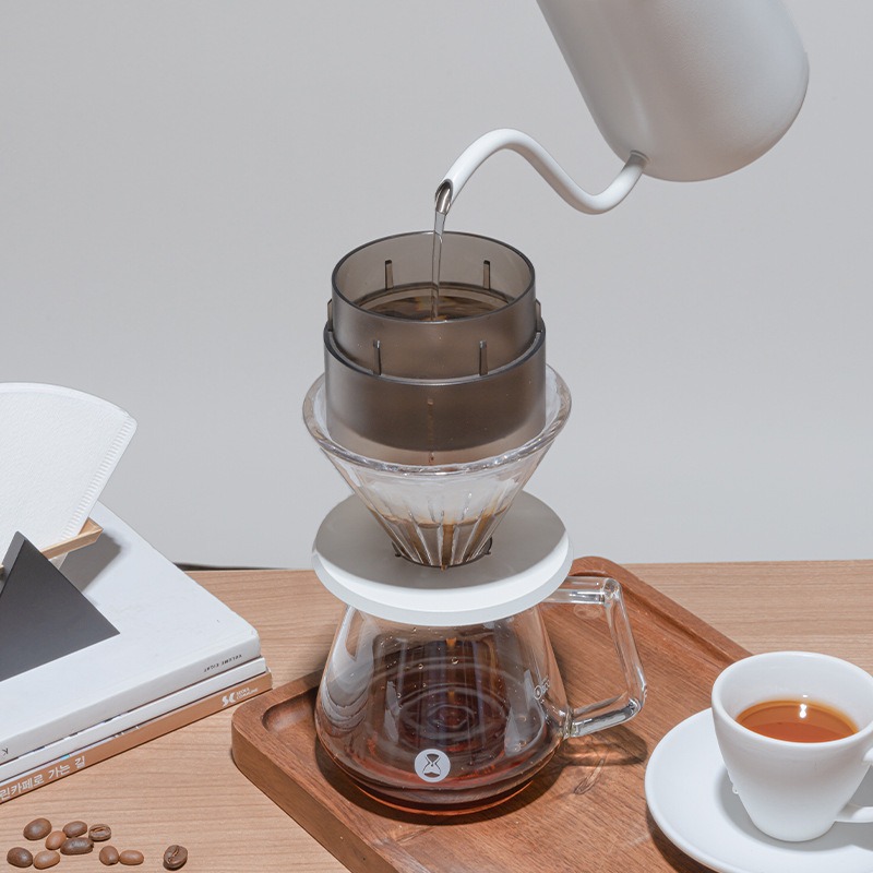 Coffee Equipment Filter - เครื่องชงกาแฟดริปแบบมือหมุน 13 รู จ่ายน้ำได้สม่ำเสมอ ชุดกรองกาแฟแบบเติมน้ำเอง อุปกรณ์ชงกาแฟแบบมือหมุนสำหรับบาริสต้า