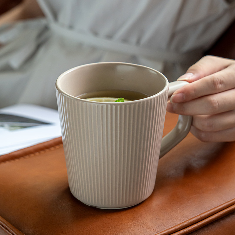 แก้วกาแฟเซรามิคลายนูน 500 มล.  - Coffee Equipment Gift บทวิจารณ์และราคา